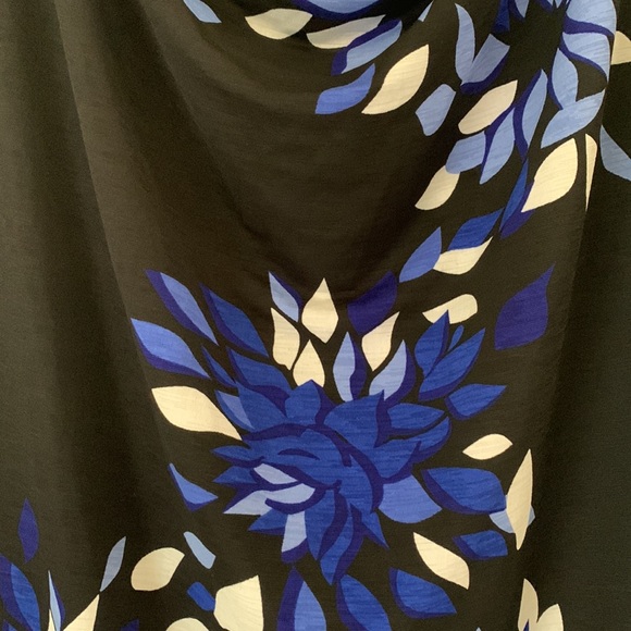 Le Chateau dressy top - Picture 6 of 13